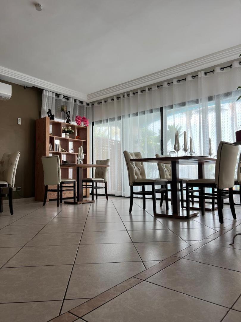 ליברוויל Residence Hoteliere Oceane מראה חיצוני תמונה