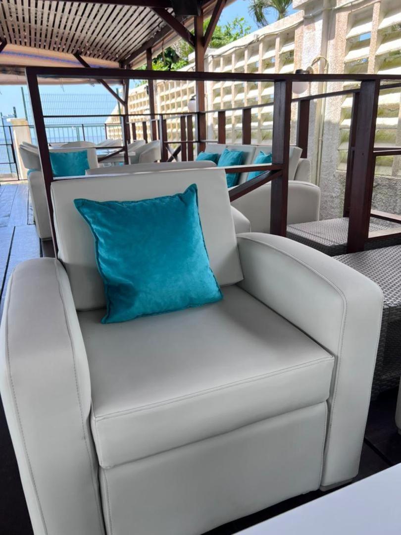 ליברוויל Residence Hoteliere Oceane מראה חיצוני תמונה