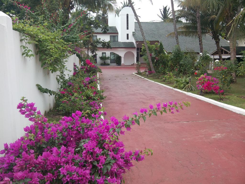 ליברוויל Residence Hoteliere Oceane מראה חיצוני תמונה